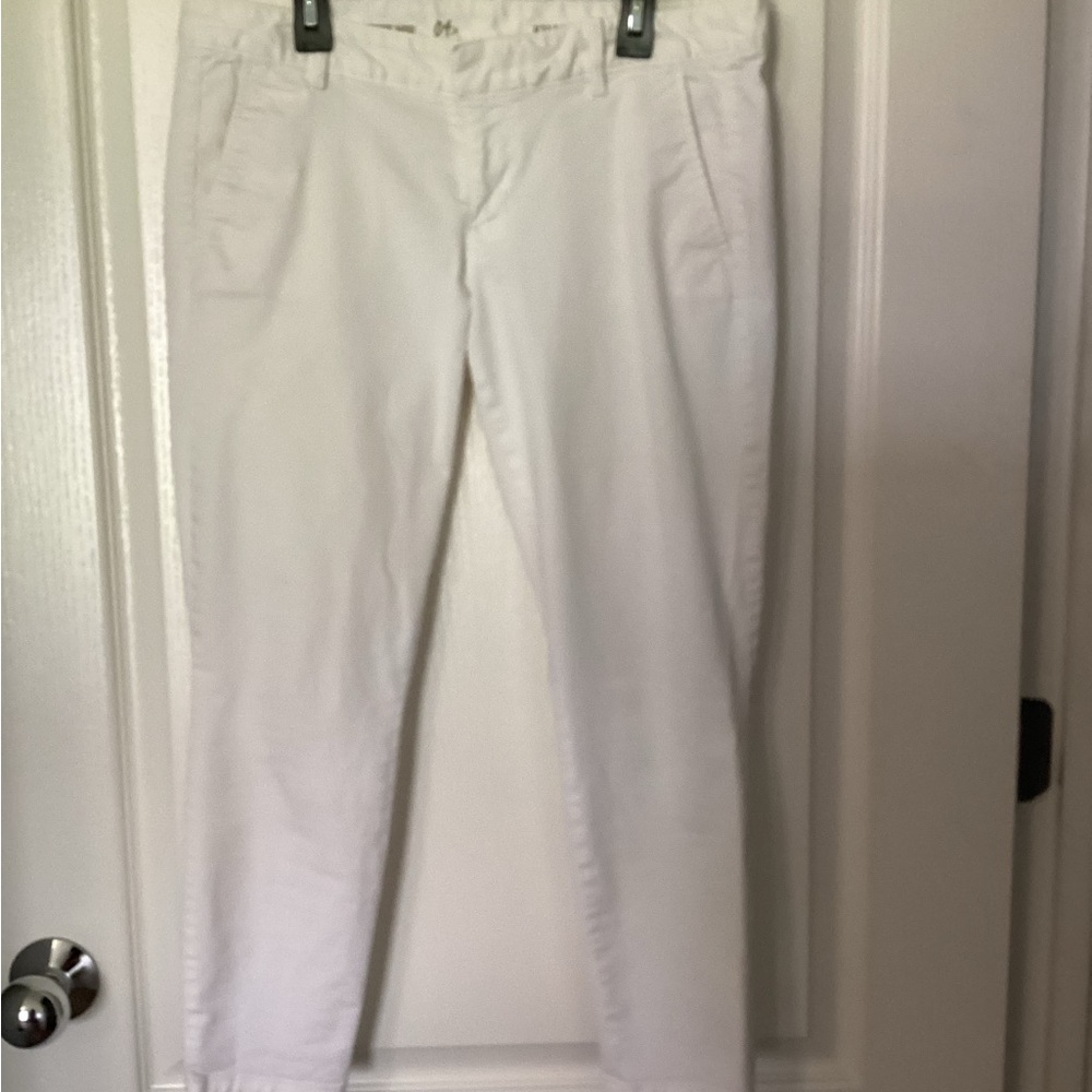 GAP White Ankle Cropped Khakis